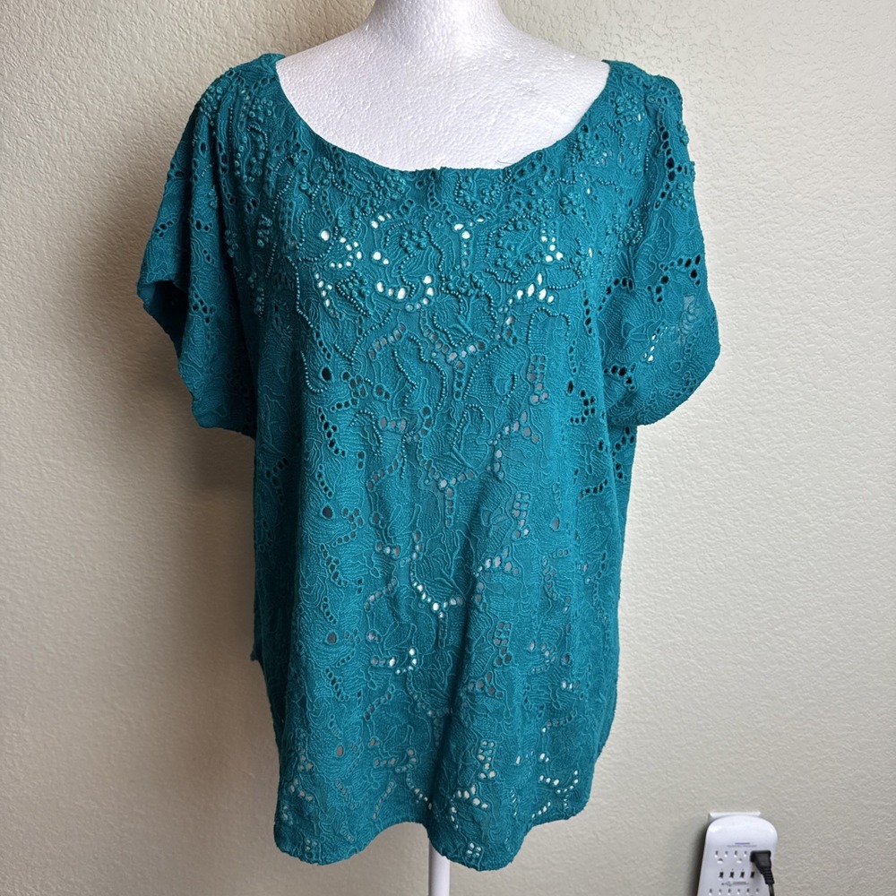 Maeve Anthropologie 10 Green Teal Eyelet Lace Shirt Dolman Sleeve Beaded Tunic L